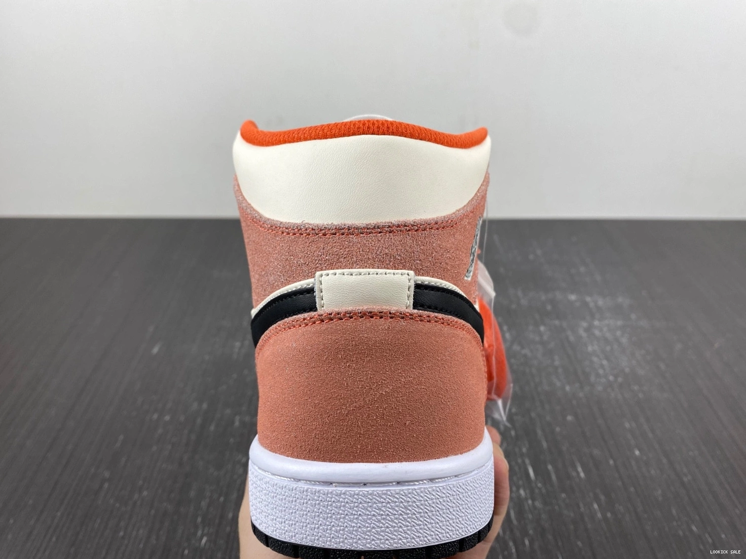 Rep DV1336-800 Mid 1 (GS) - Orange Jordan SE Suede 0519